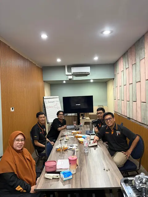 Meeting dengan perusahaan